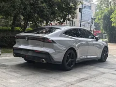 2022 Changan UNI-V 1.5T Premium — фото 9