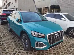 2022 Audi Q2L 35 TFSI Fashion, синий — фото 3