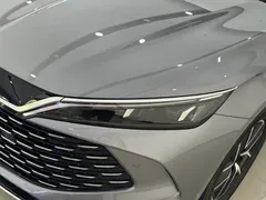 2025 BYD Qin L PHEV Smart Driving 120km — фото 3