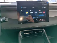 2025 BYD Qin PLUS DM-i PHEV Smart Driving 55km Leading, белый — фото 13