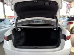 2025 BYD Qin PLUS DM-i PHEV Smart Driving 55km Leading, белый — фото 19