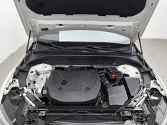 2022 Volvo XC60 4WD Zhiyi Luxury, белый — фото 6