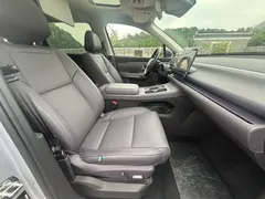 2024 Leapmotor C16 EREV 200 Premium — фото 18