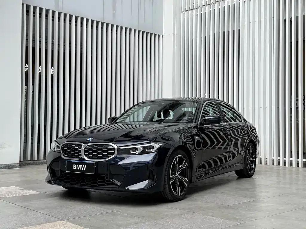 2023 BMW 3 Series 325i M Sport Package