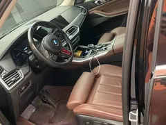 2021 BMW X5 xDrive40i M Sport Package, чёрный — фото 2