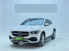 2020 Mercedes-Benz GLA 180, белый — фото 1