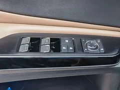 2022 Lexus ES 300h Excellence — фото 30