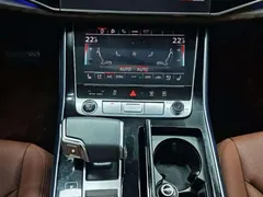 2023 Audi Q7 45 TFSI quattro S line Sport, чёрный — фото 11