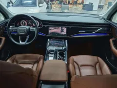 2023 Audi Q7 45 TFSI quattro S line Sport, чёрный — фото 13