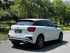 2022 Audi Q2L 35 TFSI Fashion Sport, белый — фото 4