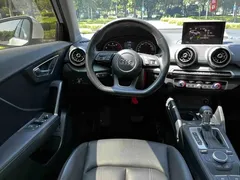 2022 Audi Q2L 35 TFSI Fashion Sport, белый — фото 13