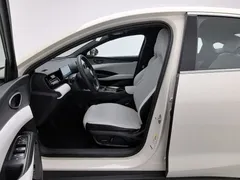 2024 BYD Seal 06 DM-i PHEV 120km Premium, белый — фото 10