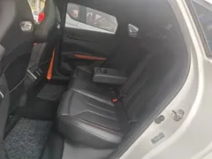2023 Changan UNI-V 1.5T Smart Pilot, белый — фото 17