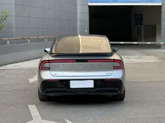2024 Xpeng P7+ Ultra Long Range Max — фото 6
