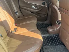 2022 Mercedes-Benz E-Class E 350 e L PHEV Sedan, чёрный — фото 5
