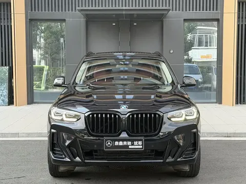 2022 BMW X3 Leading M Night Package