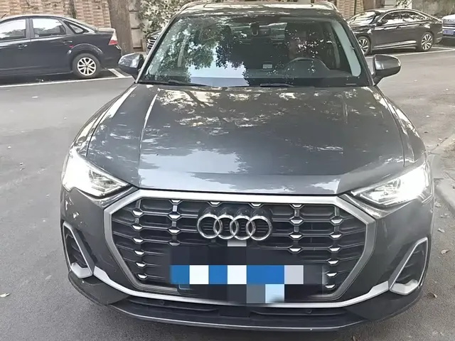 2021 Audi Q3 35 TFSI Sport