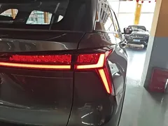 2023 Changan CS75 PLUS 3rd Gen 1.5T AT Premium — фото 8
