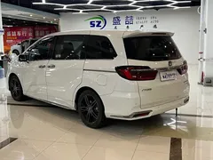 2022 Honda Odyssey 2.0L e:HEV, белый — фото 6