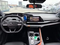 2023 Changan UNI-V 1.5T Premium — фото 4