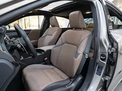 2022 Lexus ES 300h Premium — фото 11