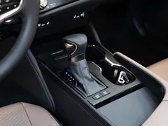 2022 Lexus ES 300h Premium — фото 15