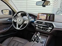2021 BMW 5 Series 530Li Luxury Package, чёрный — фото 9