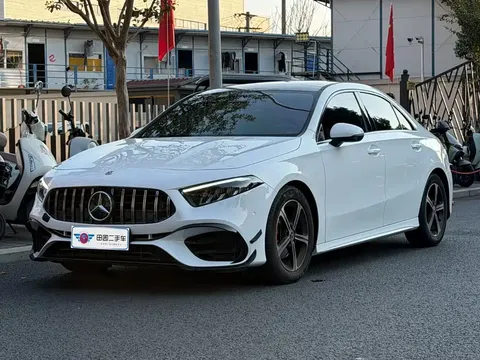 2023 Mercedes-Benz A-Class A 200 L Fashion