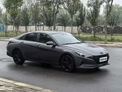 2022 Hyundai Elantra 1.5L CVT Flagship TOP — фото 3