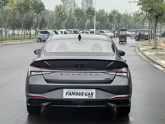 2022 Hyundai Elantra 1.5L CVT Flagship TOP — фото 5