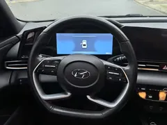 2022 Hyundai Elantra 1.5L CVT Flagship TOP — фото 10