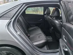 2022 Hyundai Elantra 1.5L CVT Flagship TOP — фото 13