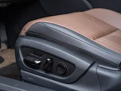 2021 Lexus ES 300h Premium, чёрный — фото 19