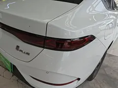 2025 BYD Qin PLUS DM-i PHEV Smart Driving 55km Leading, белый — фото 8