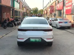 2025 BYD Qin PLUS DM-i PHEV Smart Driving 55km Leading, белый — фото 6