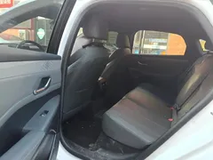 2025 BYD Qin PLUS DM-i PHEV Smart Driving 55km Leading, белый — фото 9