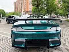 2025 Xiaomi SU7 Ultra Ultra, зелёный — фото 3