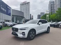 2024 Volvo XC60 4WD Luxury, белый — фото 1