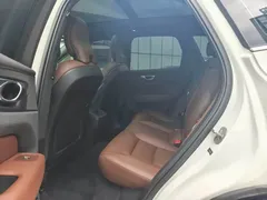 2024 Volvo XC60 4WD Luxury, белый — фото 7