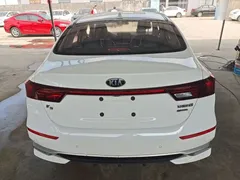 2020 Kia Cerato 1.5L CVT Sunroof, белый — фото 6