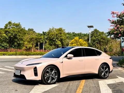 2026 Nio ET5 100kWh