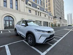 2027 BYD Yuan UP 401KM Pilot, белый — фото 2