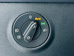 2021 Volkswagen Tharu 280TSI 2WD Luxury, белый — фото 13