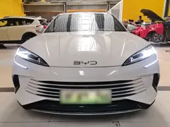 2023 BYD Seal PHEV 1.5L 121km Premium, белый — фото 3