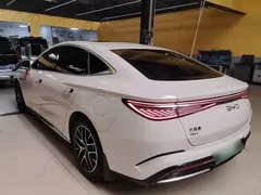 2023 BYD Seal PHEV 1.5L 121km Premium, белый — фото 5