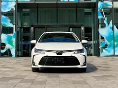 2021 Toyota Corolla 1.2T S-CVT Luxury, белый — фото 2