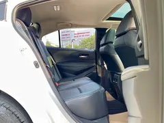 2021 Toyota Corolla 1.2T S-CVT Luxury, белый — фото 12