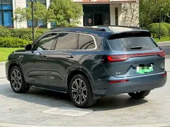 2024 Aito M7 1.5T RWD Smart Driving Ultra 5-seat, синий — фото 4