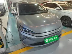 2025 BYD Qin L EV 545km Superior — фото 4