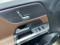 2021 Mercedes-Benz GLB 200 Sport, чёрный — фото 12